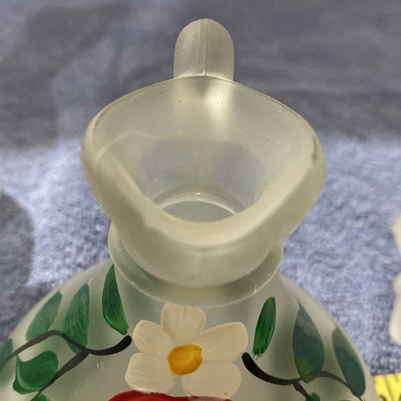 Frosted Glass Vinegar and Oil Decanters - Picture 8 of 11